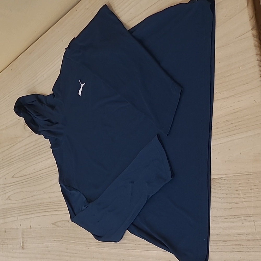 PUMA Women's hoodie/lightweight Size XL
